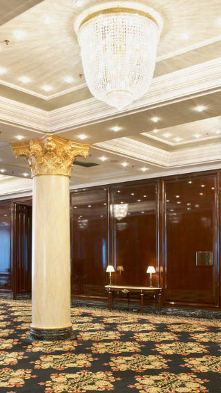 Techo iluminado por Philips en el Hotel Ritz-Carlton de Berlín