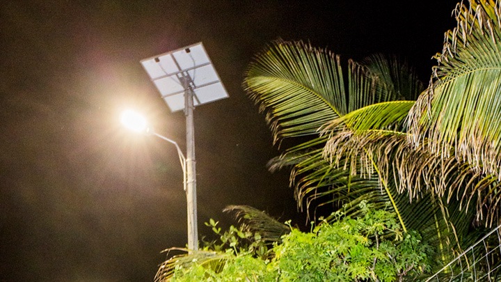 Iluminación LED Cancha de Fútbol La Boquilla, Cartagena Colombia
