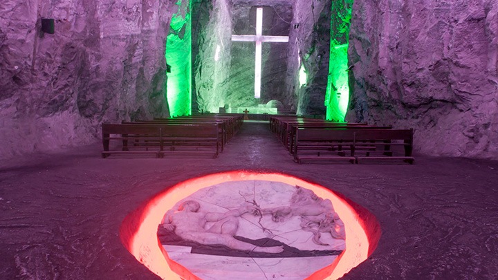 Iluminación Catedral de Sal - Zipaquira, Colombia