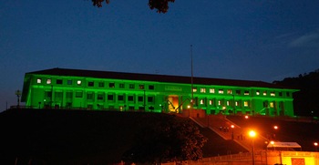 Edificio de la administración Canal de Panamá Philips iluminación